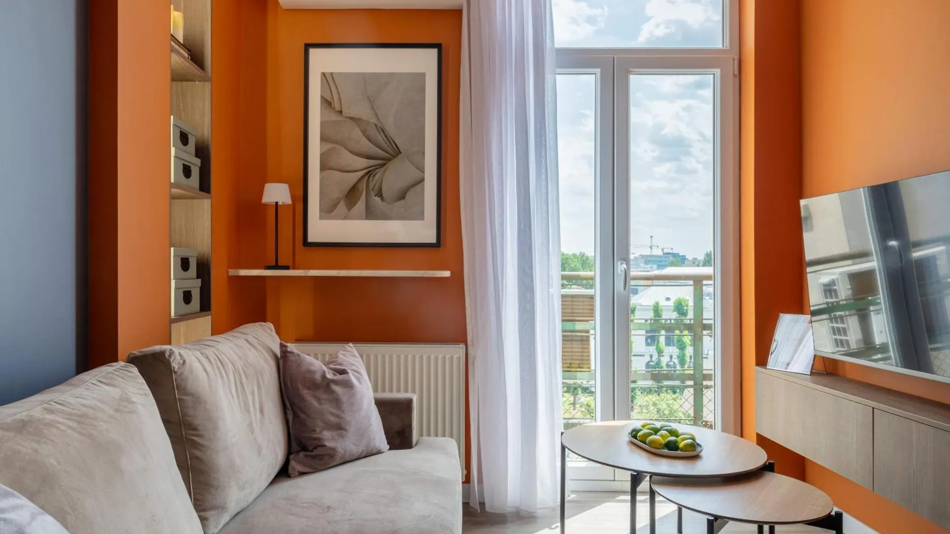 Holt - Playful & Bright 1Br Near The Faculty Of Law Appartement Boekarest