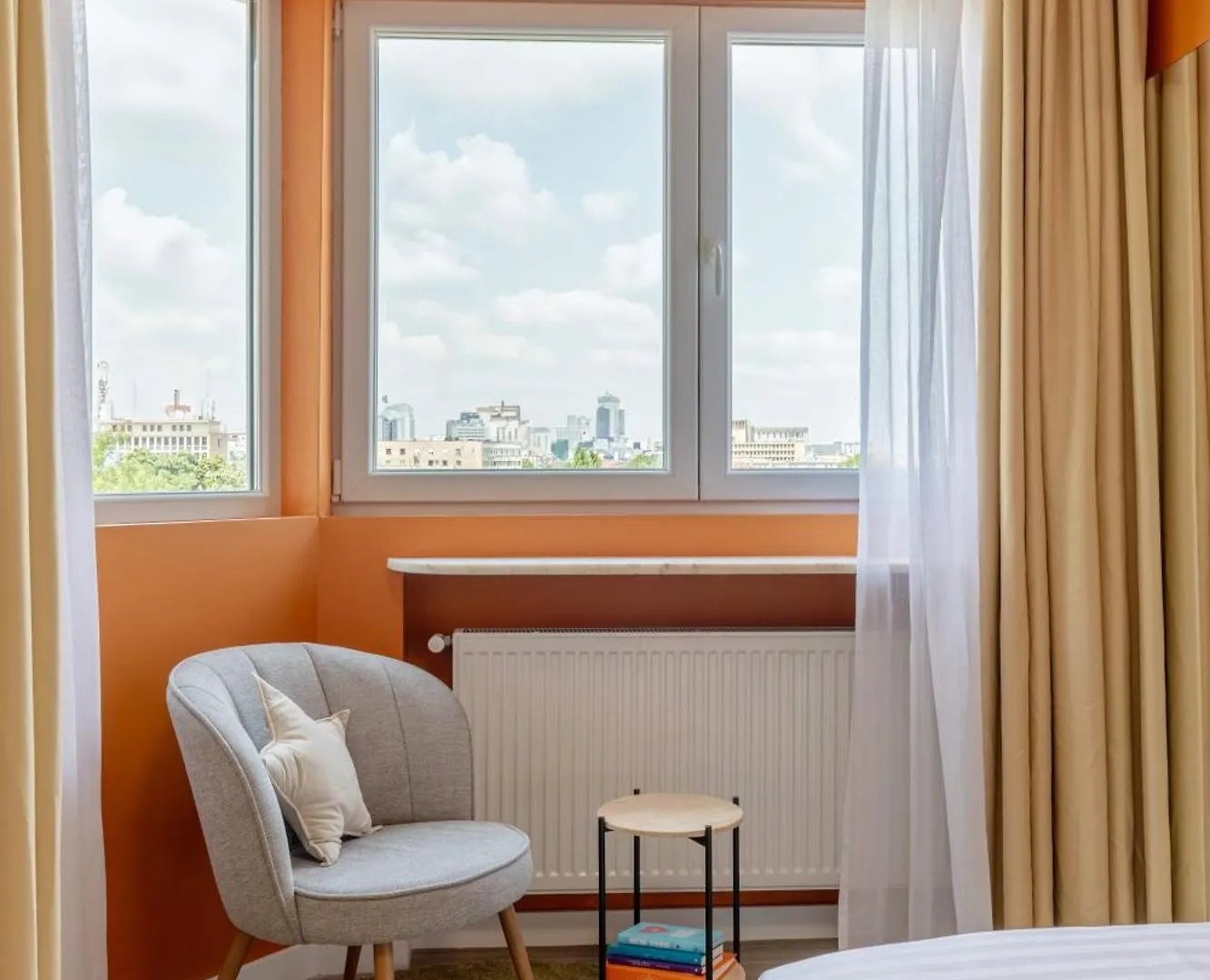 Holt - Playful & Bright 1Br Near The Faculty Of Law Appartement Boekarest