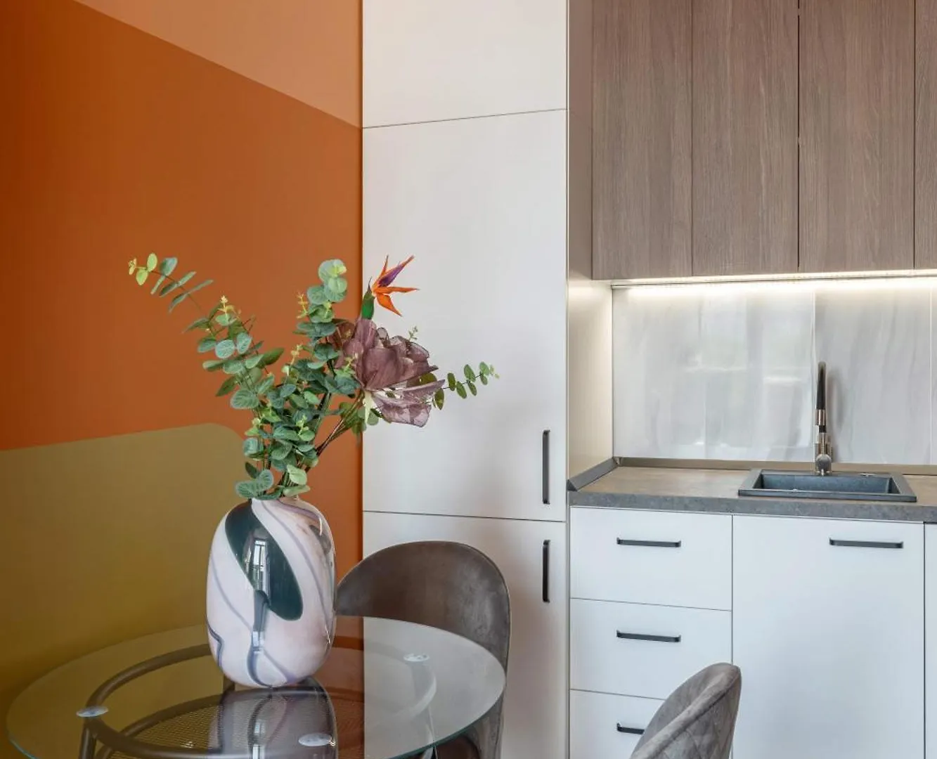 Holt - Playful & Bright 1Br Near The Faculty Of Law Appartement Boekarest