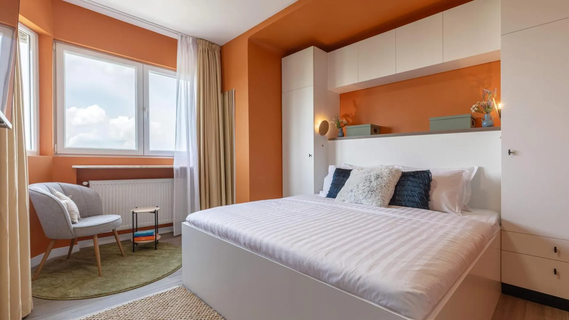 Playful & Bright 1Br Near The Faculty Of Law Apartment Bucharest