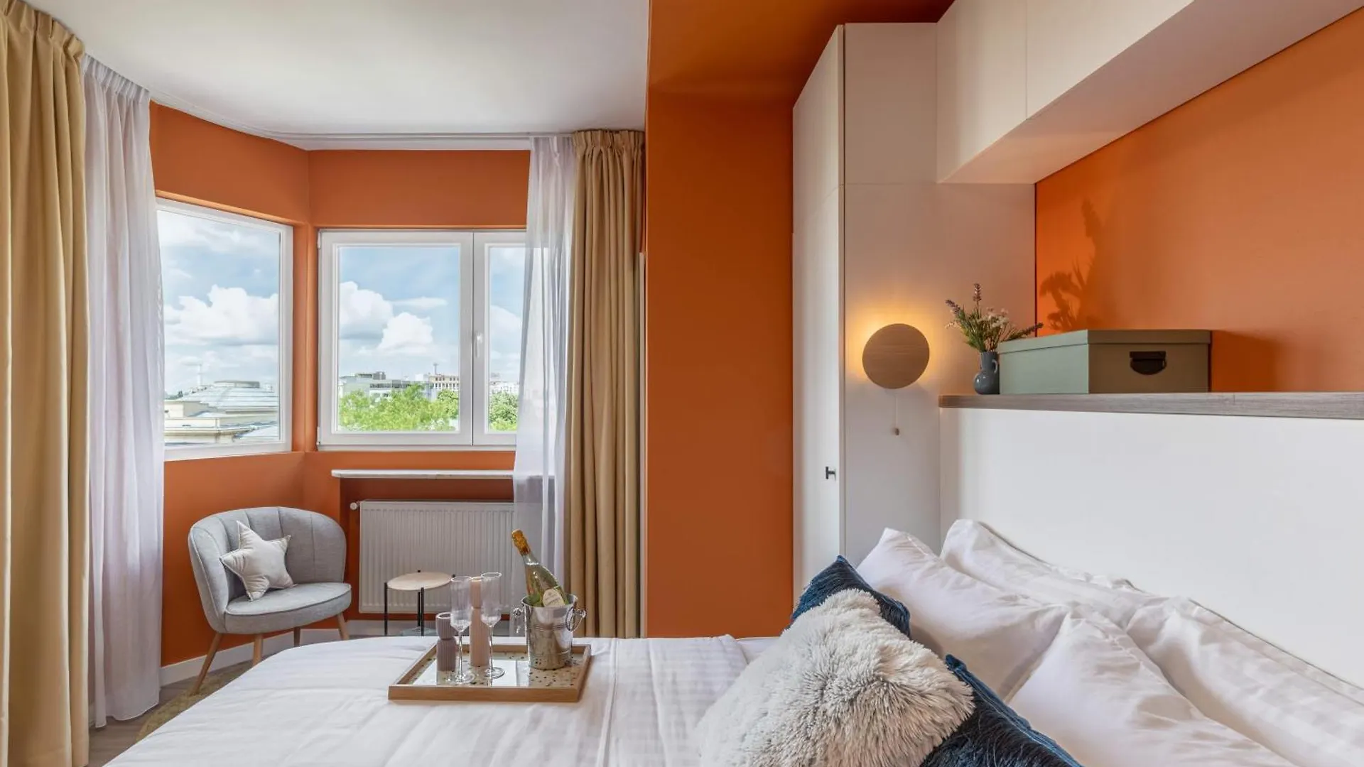Playful & Bright 1Br Near The Faculty Of Law Apartment Bucharest 0*,